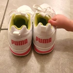 Womens pumas